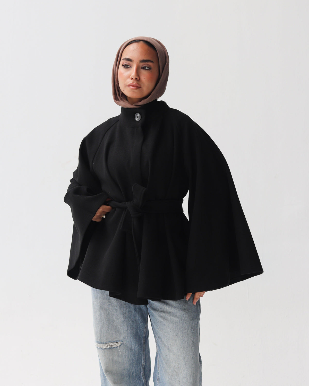 round sleeves coat