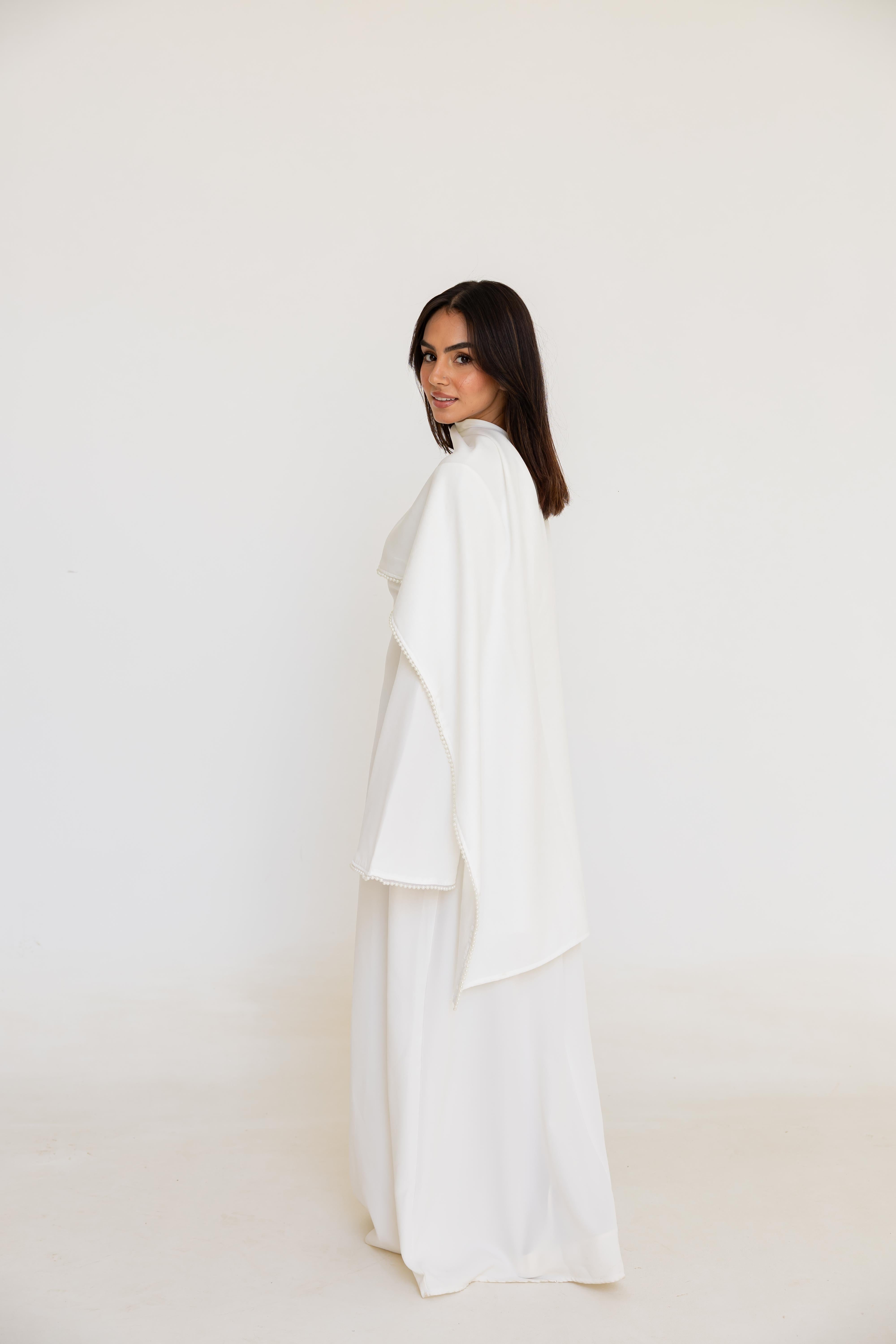 Luna in white
