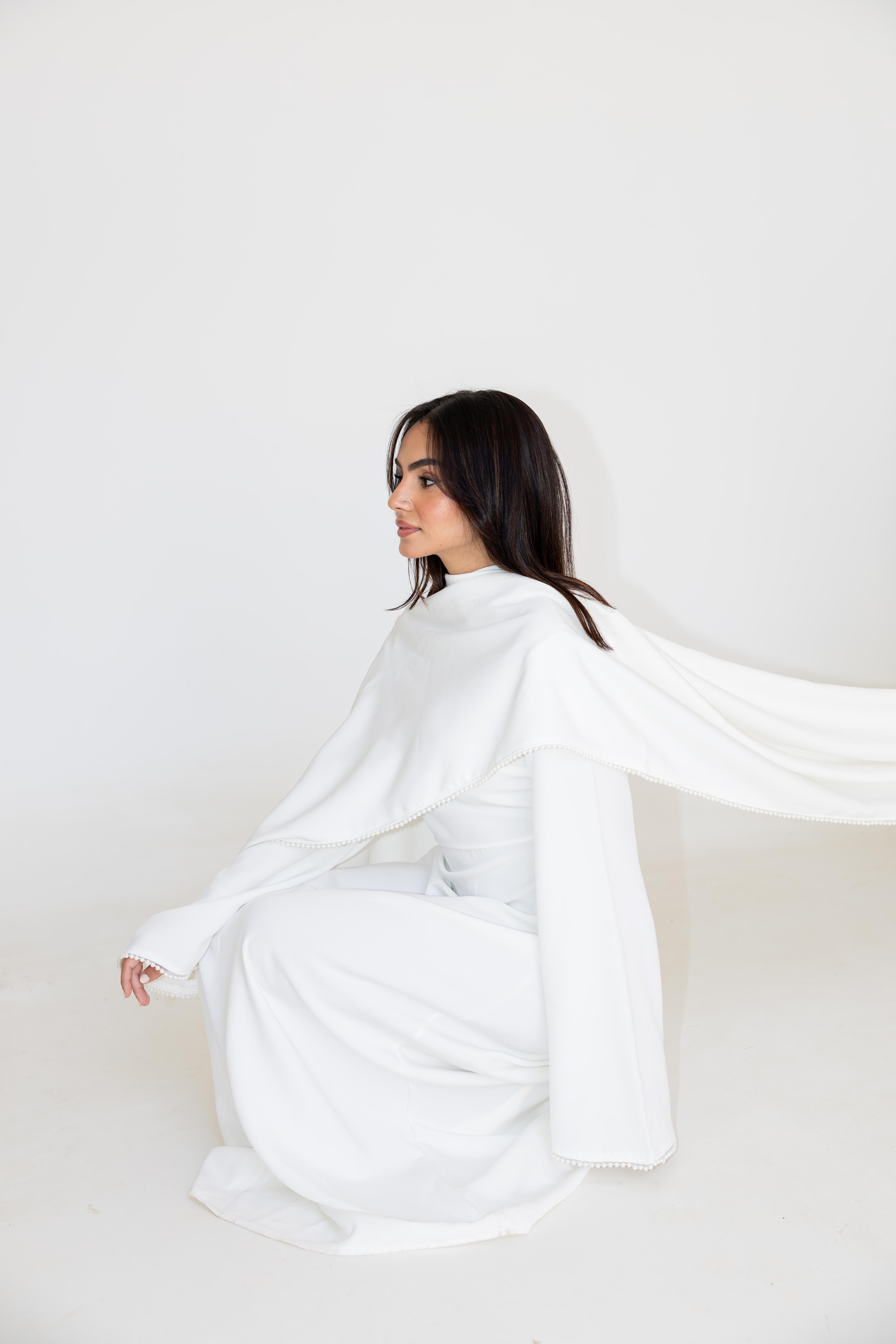 Luna in white