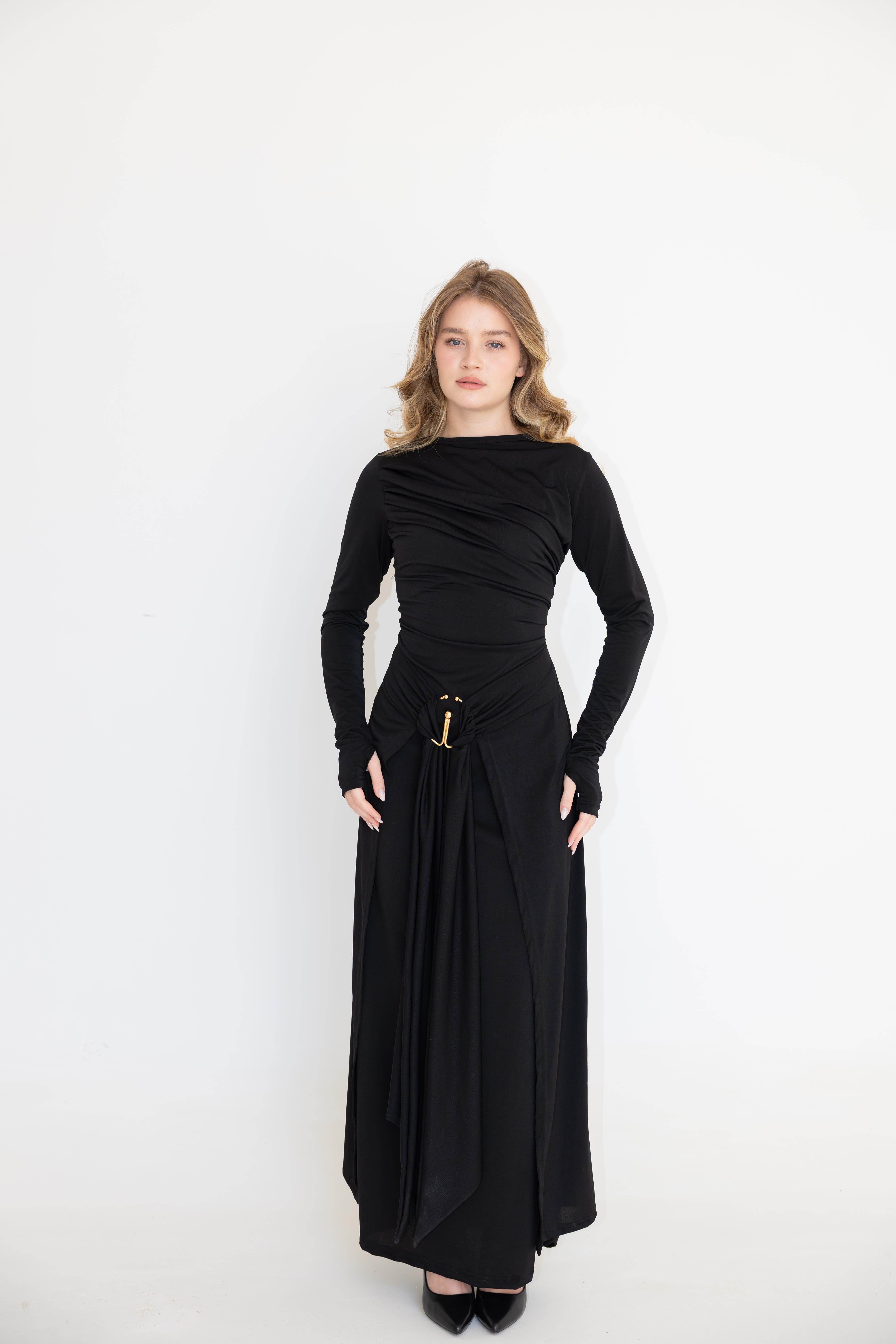 Mila - Black